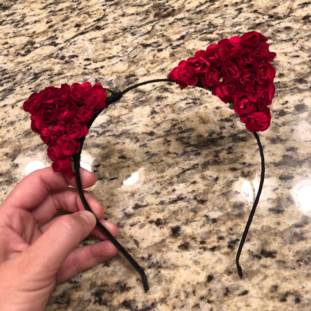 Rose Kitty Ears🌹